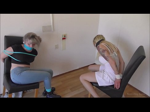 ❤️ Süchtig / gefesselt und geknebelt / Jungfrau in Nöten ❤❌ Porno bei uns ❌️
