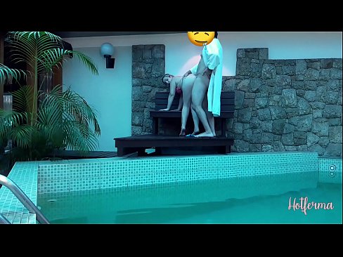 ❤️ Boss lädt Dienstmädchen zum Pool ein, kann aber einem heißen Sex nicht widerstehen ❤❌ Porno bei uns ❌️